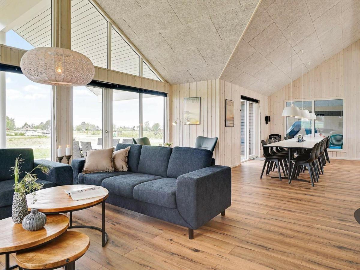 18 Person Holiday Home In Bogense Exteriér fotografie