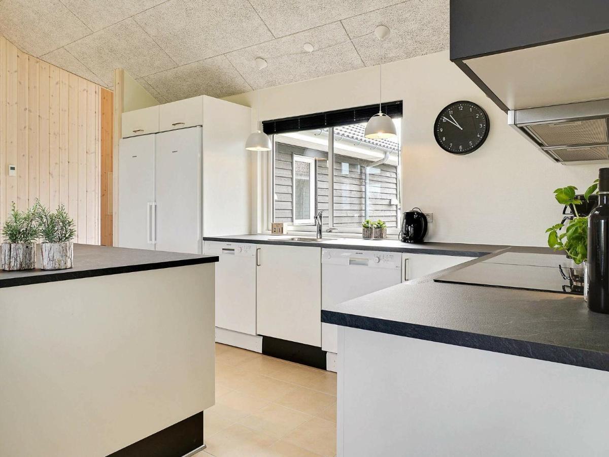 18 Person Holiday Home In Bogense Exteriér fotografie