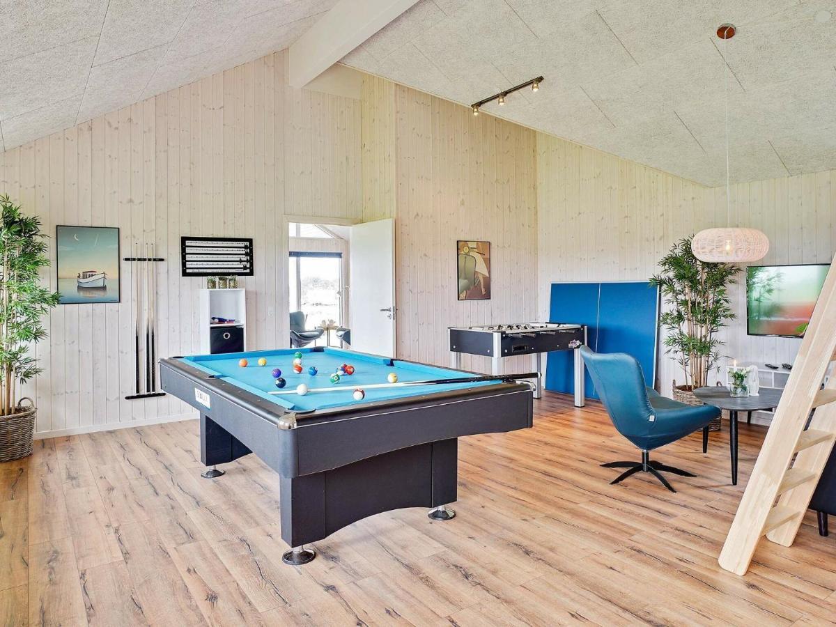 18 Person Holiday Home In Bogense Exteriér fotografie